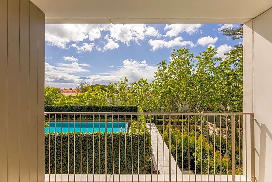 Legacy Hotel Cascais, Curio Collection by Hilton