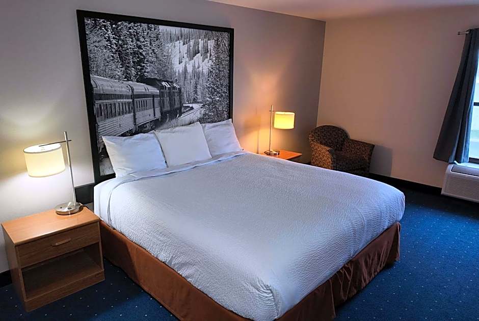 Super 8 by Wyndham Hampshire IL