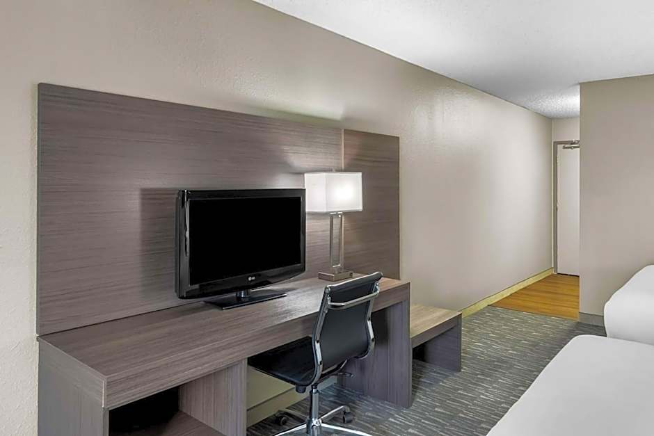 SureStay Hotel by Best Western SeaTac Airport North