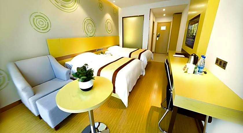 GreenTree Inn Huanggang City Wuxue City Kanjiang Avenue
