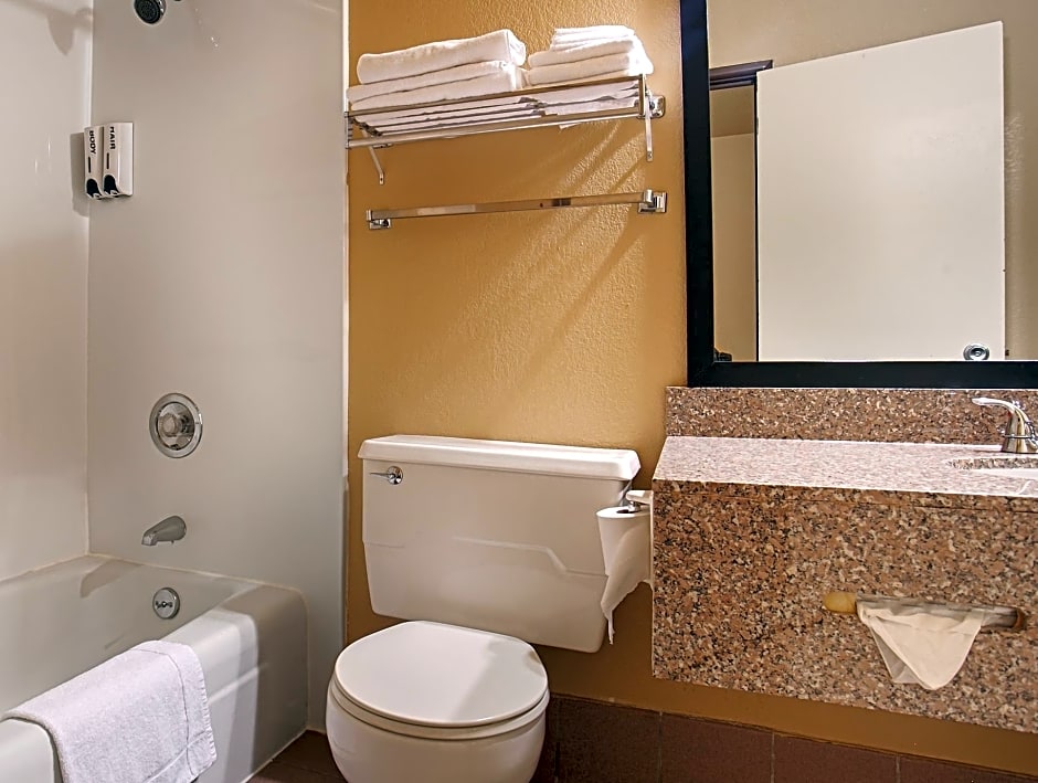 Best Western Green Bay Inn and Conference Center