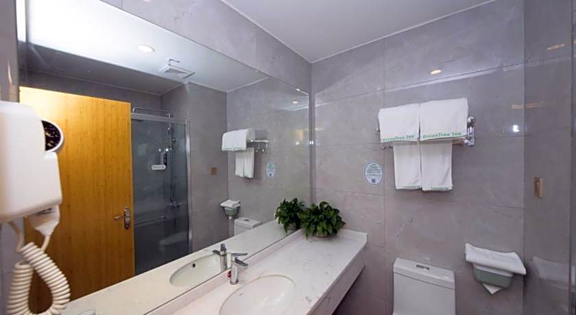 GreenTree Inn Qionghai Bo'ao Railway Station