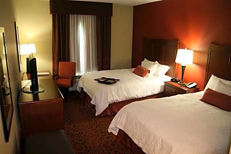 Room with Two Queen Beds - Non-Smoking