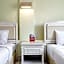 RedDoorz Plus at Sunrise Hotel Sanur