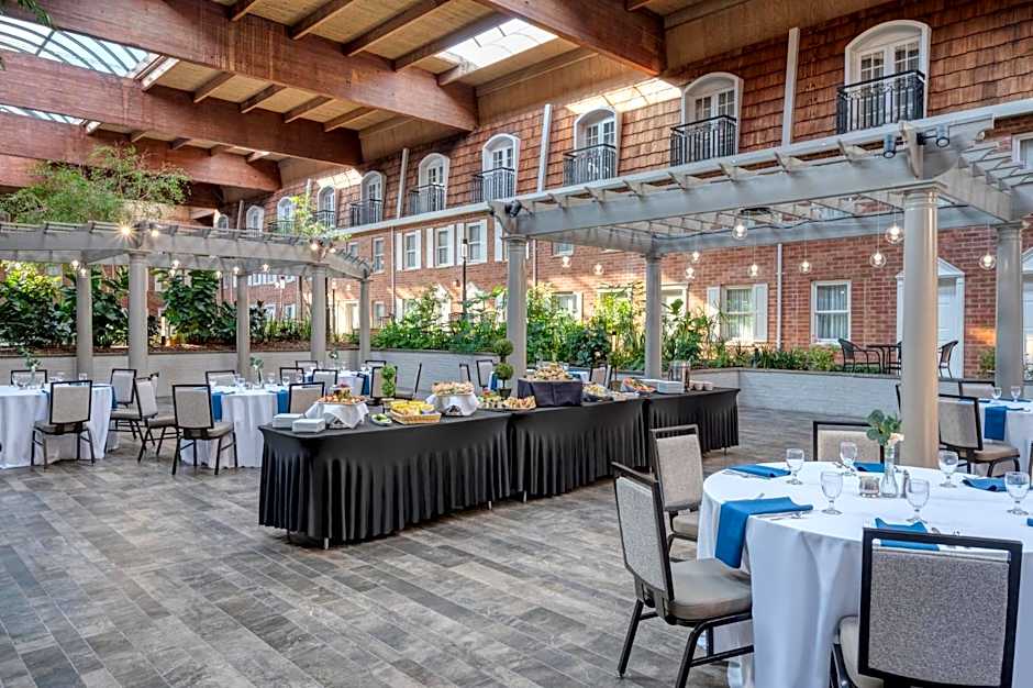 Crowne Plaza Albany - The Desmond Hotel By IHG