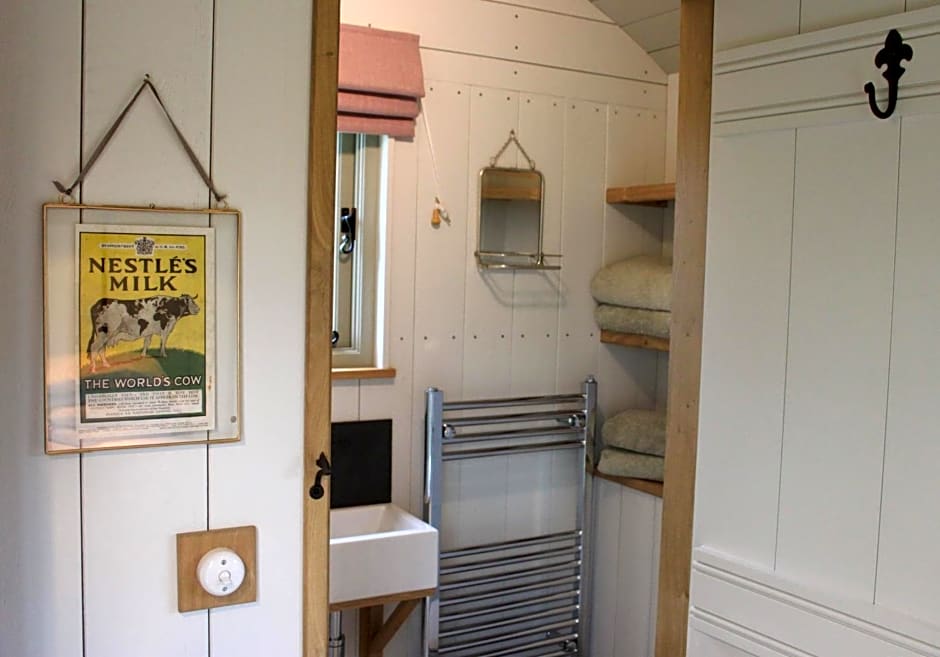 The Parlour, for Alton Towers & the Peak District