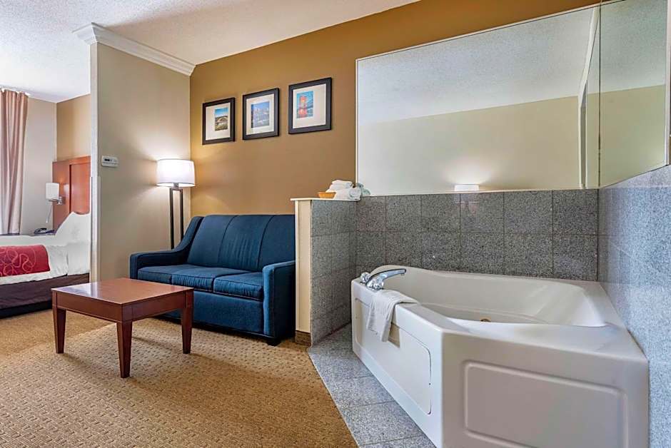 Holiday Inn Express & Suites Hebron - Cincinnati Airport by IHG