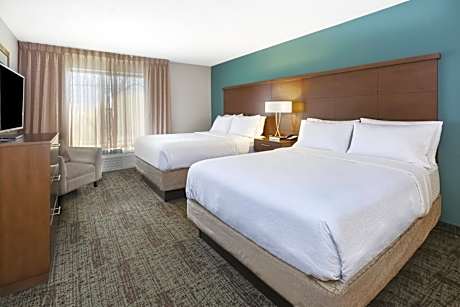 One-Bedroom Suite with Two Queen and One Sofa Bed