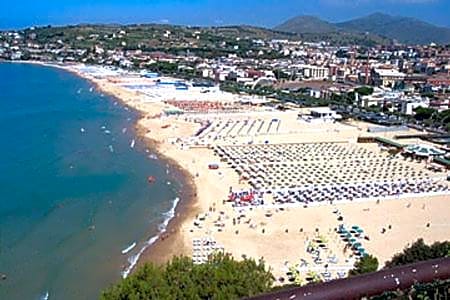 Alloggio Turistico con camere indipendenti La Casa di Nonna Maria