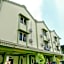 OYO Life 2508 Alba Suites Homestay Syariah