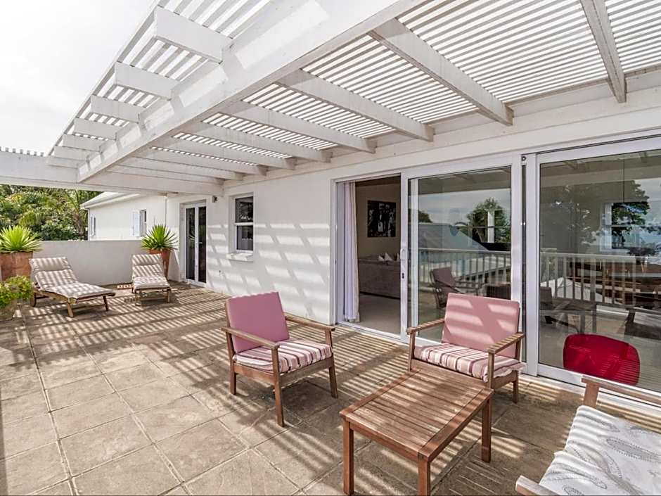 Explorer Guesthouse