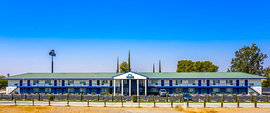 Days Inn by Wyndham Red Bluff