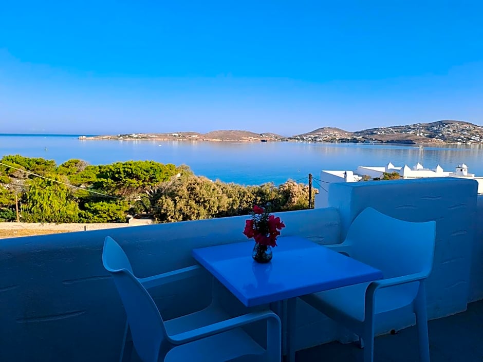 Stratos Apartments & Studios