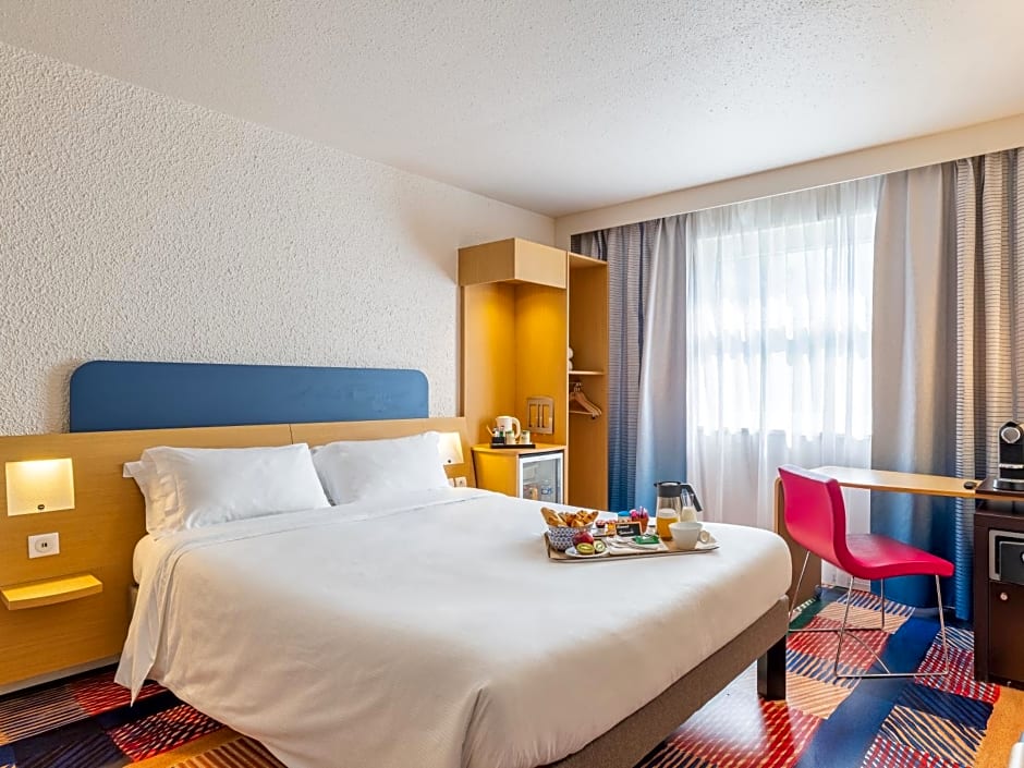 B&B HOTEL Lyon Nord 4 étoiles