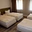 Slamba Hostel