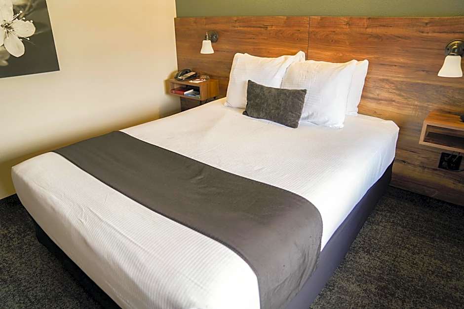 Hotel Ruby Sandpoint