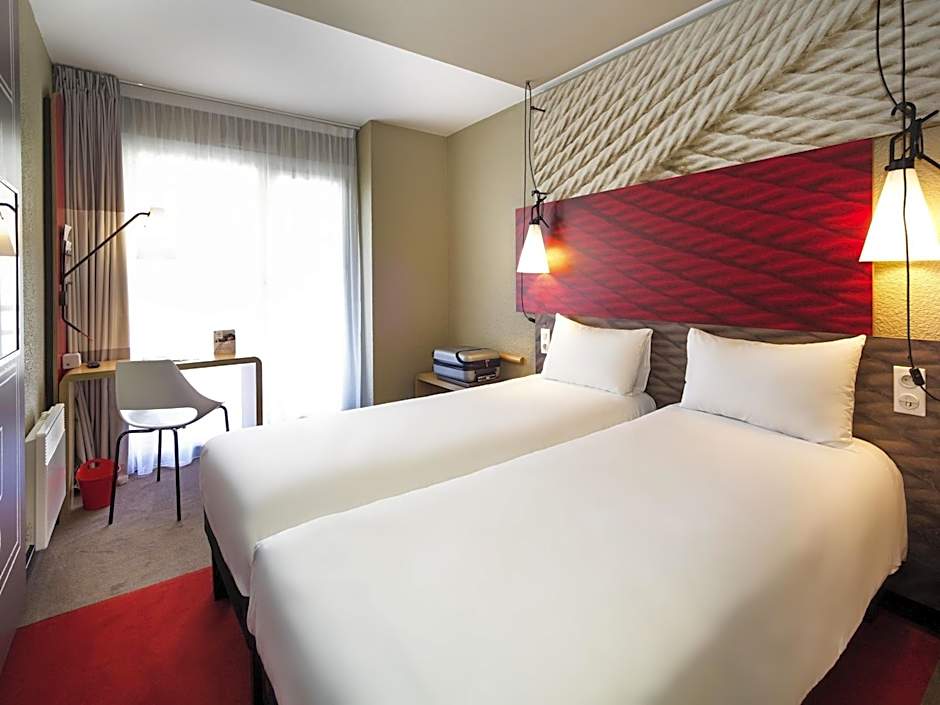 Ibis Honfleur