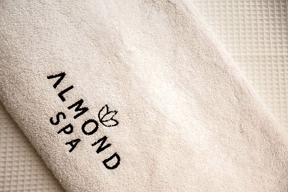 Almond Hotel - Adults only