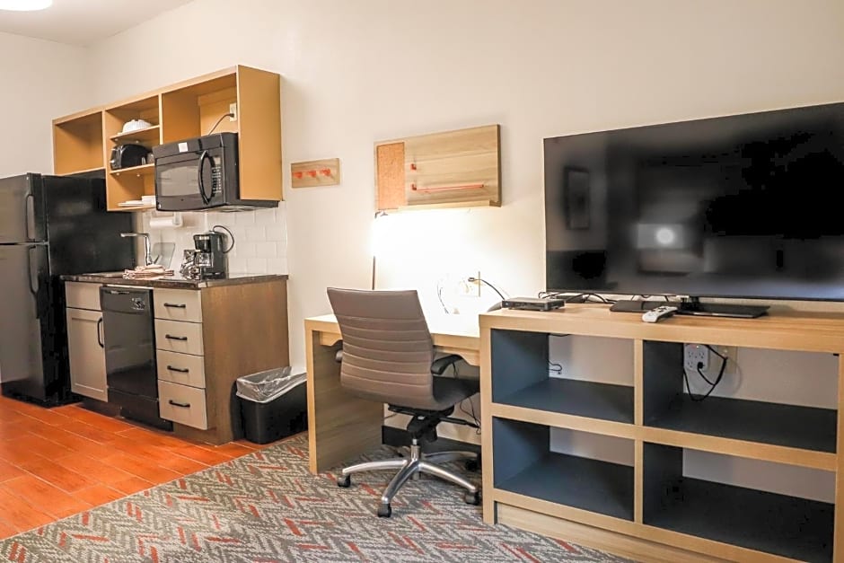 Candlewood Suites Richmond Airport Hotel By IHG