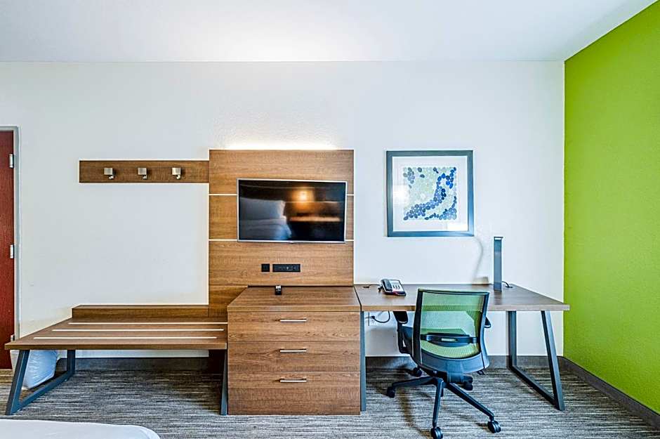 Holiday Inn Express Hotel & Suites Franklin By IHG