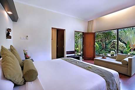 Deluxe Bungalow