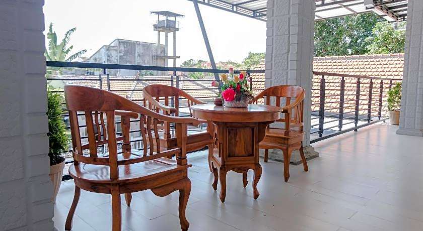 Hotel O El Reyshi Family Residence Syariah