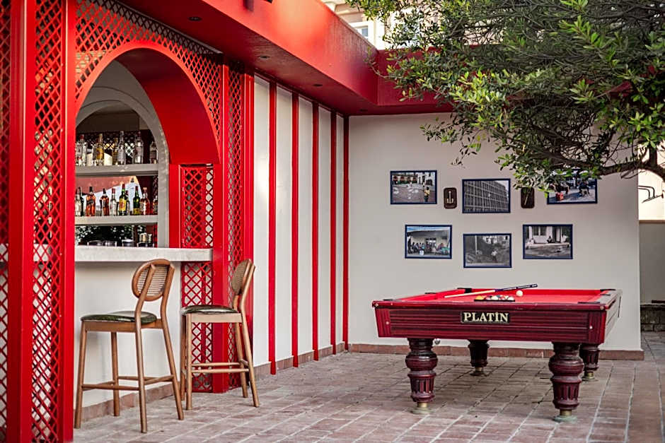 Lill Maison Hotel & City Club