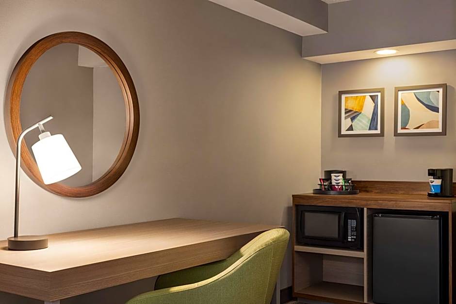 Hampton Inn By Hilton Shelton