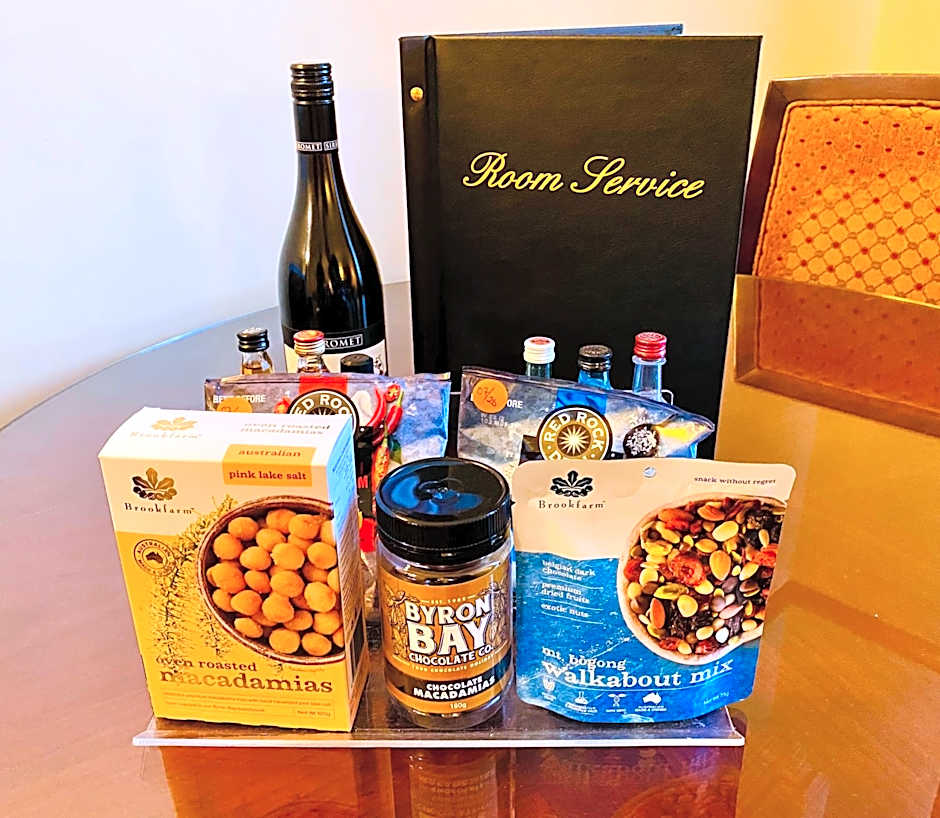 Royal Albert Apartments Hotel