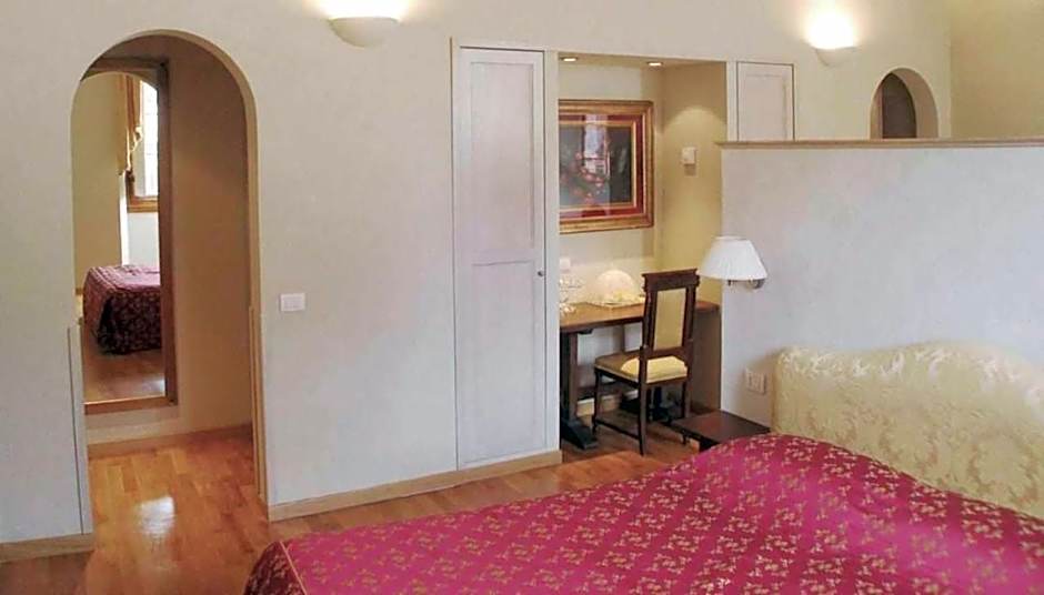 Tornabuoni La Petite Suite