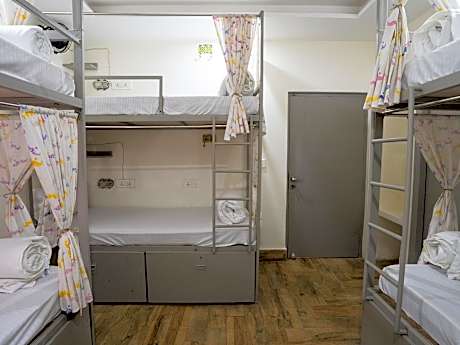 Bed in 6-Bed Dormitory Room
