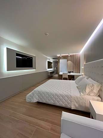 Deluxe Single Room with Sea View