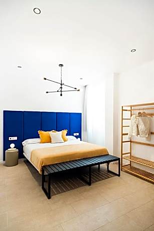 One-Bedroom Deluxe Apartment