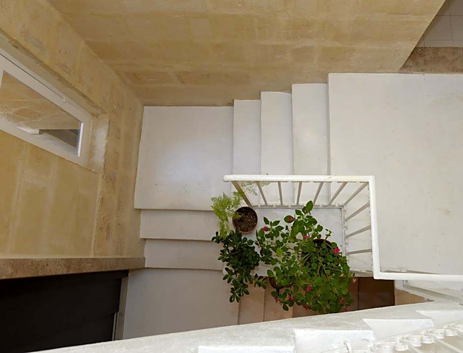 Paulos Valletta