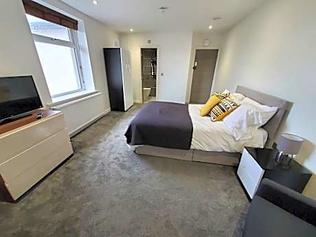 Deluxe Double Studio