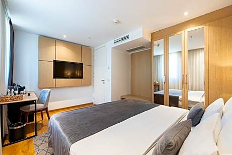Premium Apartment