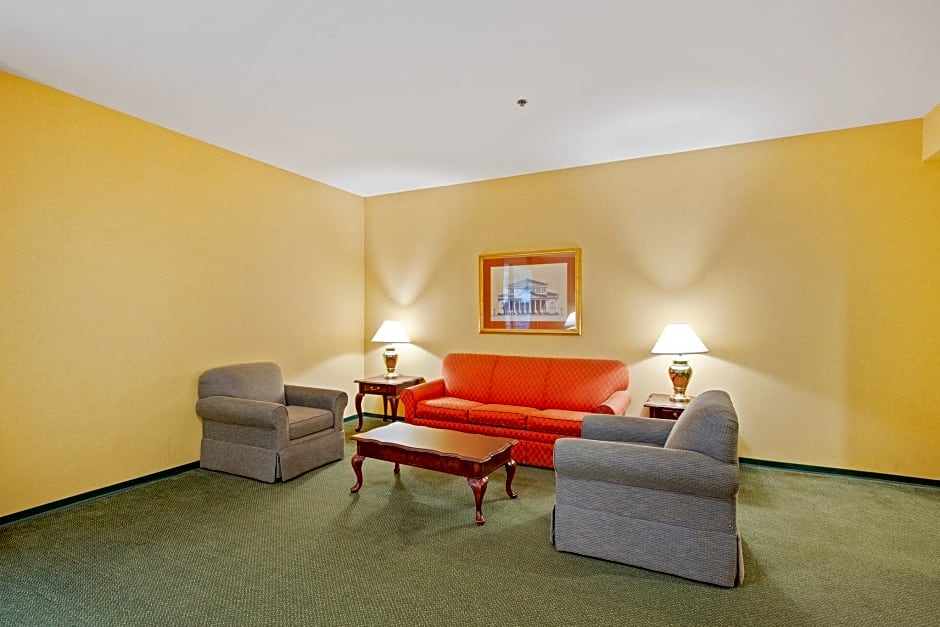 OYO Hotel St Louis Downtown City Center MO