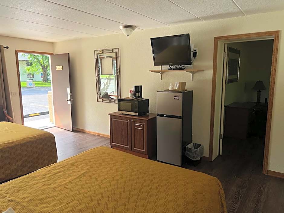 Amber's Inn and Suites