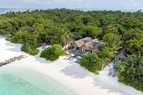 4-Bedroom Beachfront Pool Villa