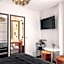 Billie Hotel