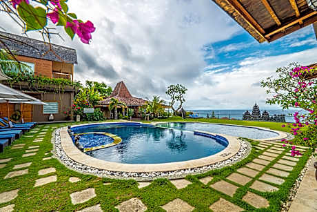 De Sapphire Cliff Villa by Danapati