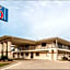 Motel 6-San Antonio, TX - South WW White Rd