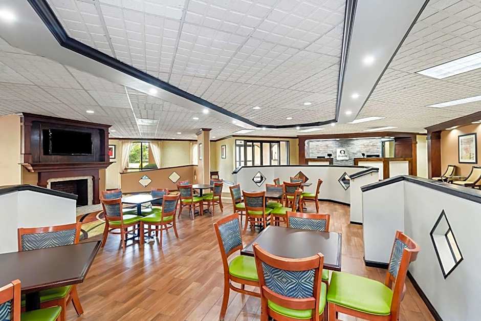 Quality Inn & Suites Florence Civic Center