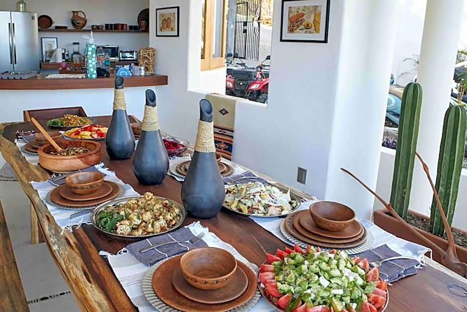 Casa Roni by Xeno - 5 Bedroom Luxury Villa with Ocean View