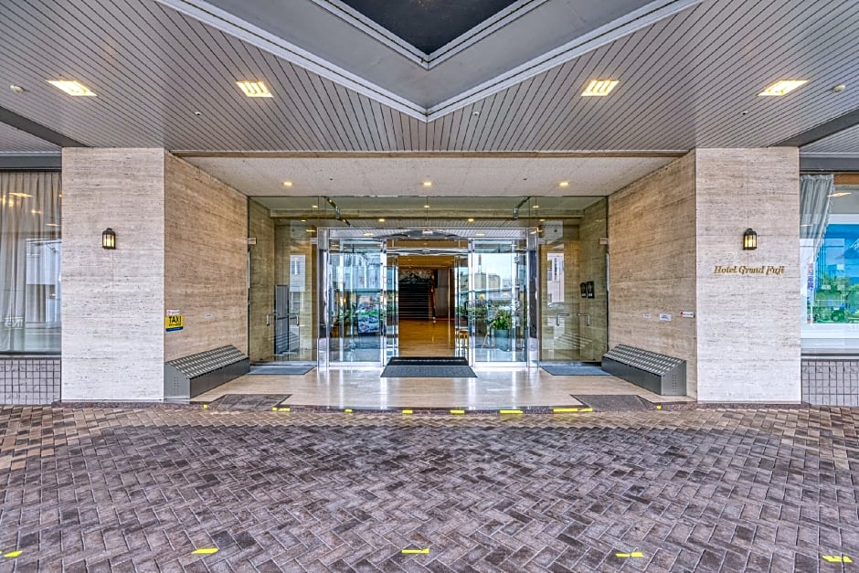 Hotel Grand Fuji