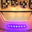 UNDERGROUND Jacuzzi Rooms