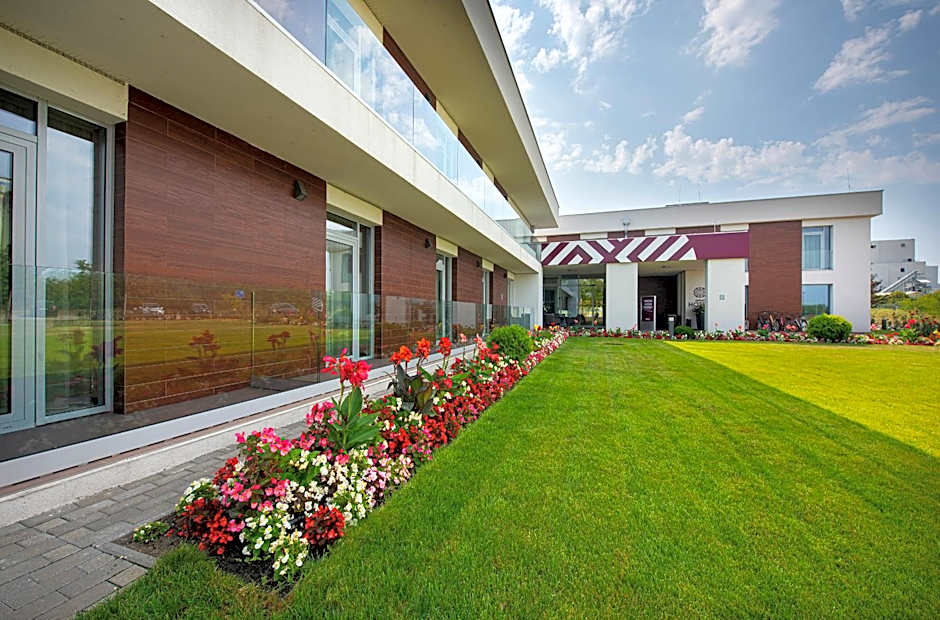 Outlet Hotel Polgár