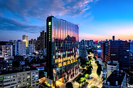 Holiday Inn Zhuhai City Center By IHG