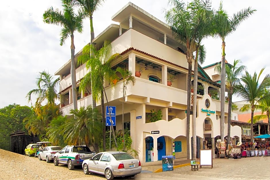 Sayulita Central Hotel