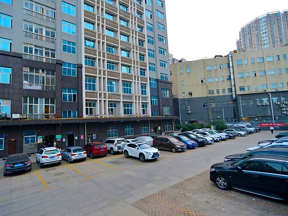 James Joyce Coffetel (Changsha Youyi Road Metro Station) – Changsha, KY